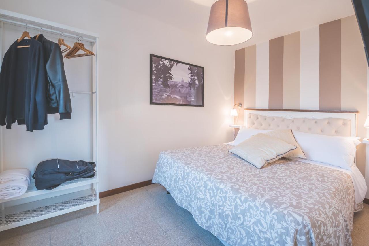Pellegrino 75 Double Bedroom Roma Dış mekan fotoğraf